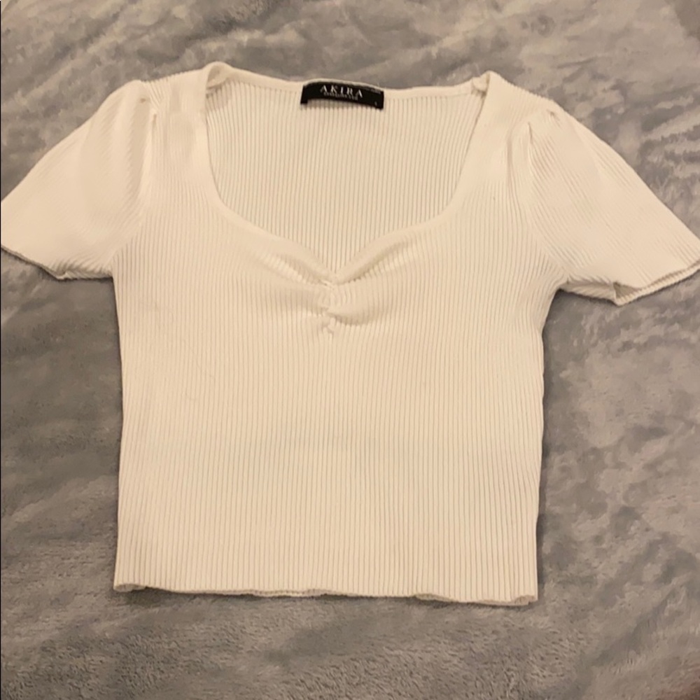 white fitting top
